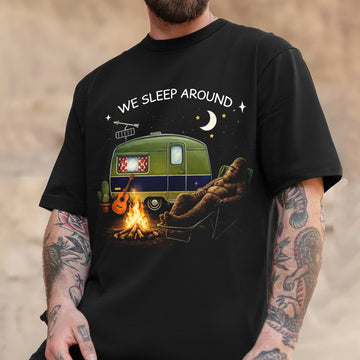 Funny Bigfoot Camping T-Shirt – Sasquatch Relaxing by Campfire Graphic Tee, Vintage Camper Night Scene Shirt, Outdoor Adventure Humor Apparel
