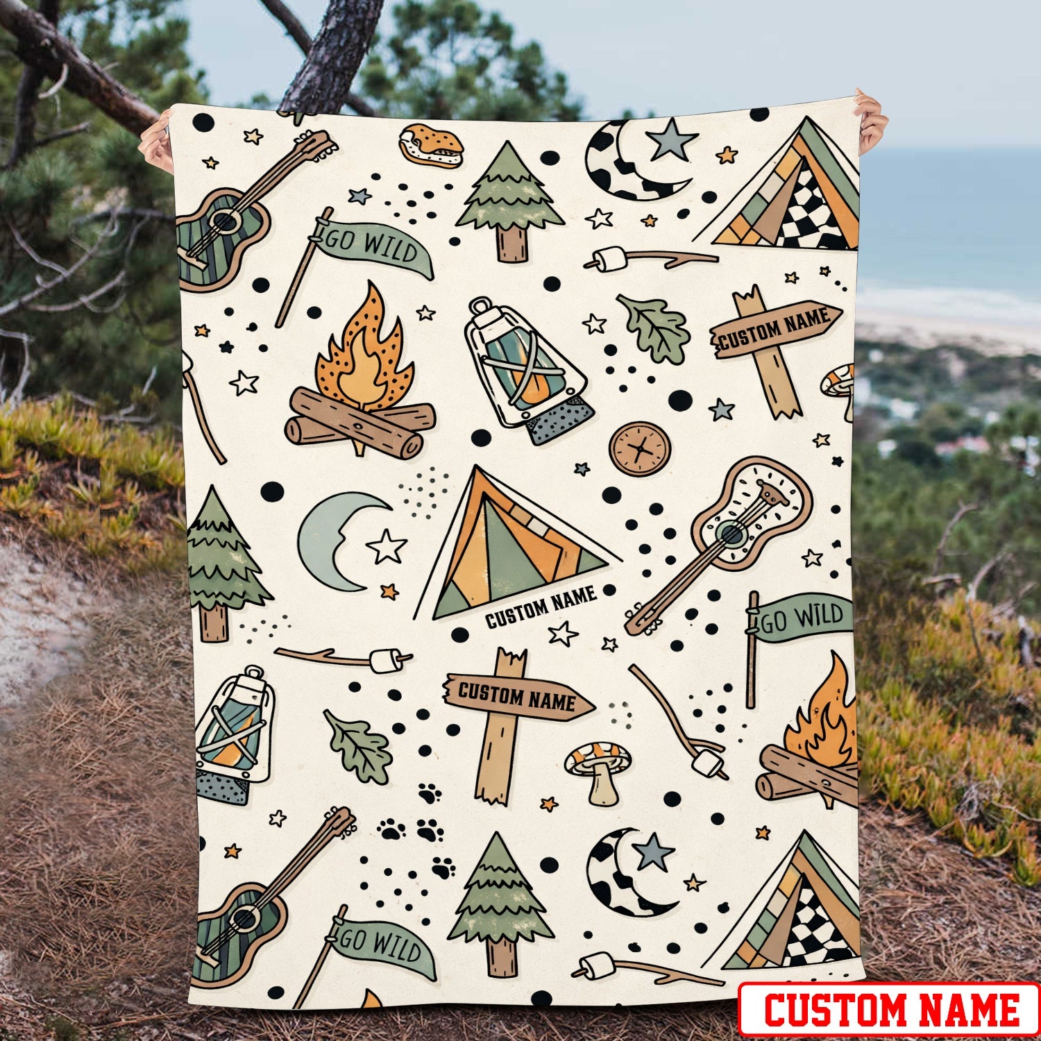 Personalized Camping Pattern Fleece Blanket – Custom Name Outdoor Throw Blanket for Camping Lovers & Cozy Home Decor