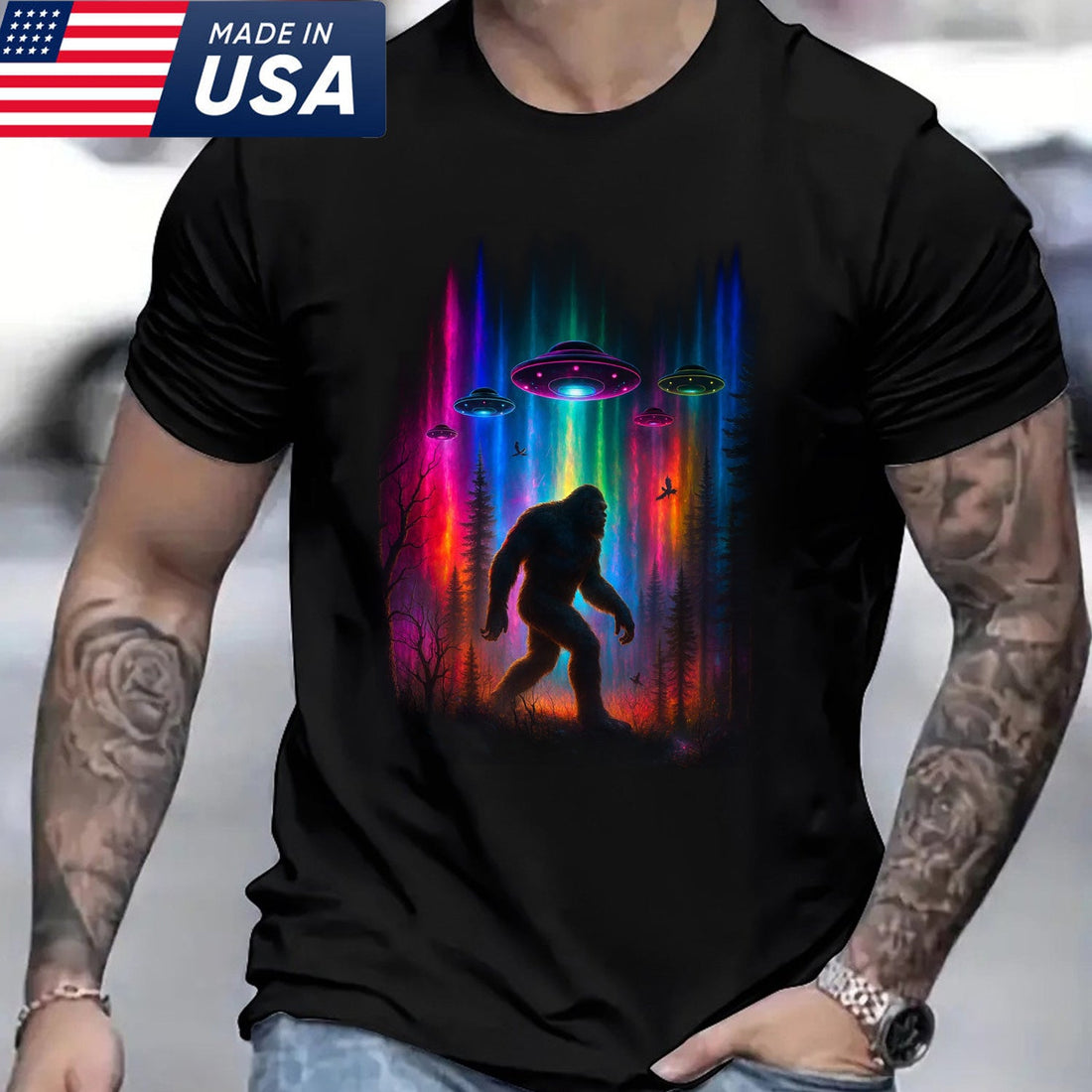 Bigfoot UFO Aurora T-Shirt – Psychedelic Sasquatch Forest Night Graphic Tee, Neon Alien Encounter Outdoor Apparel
