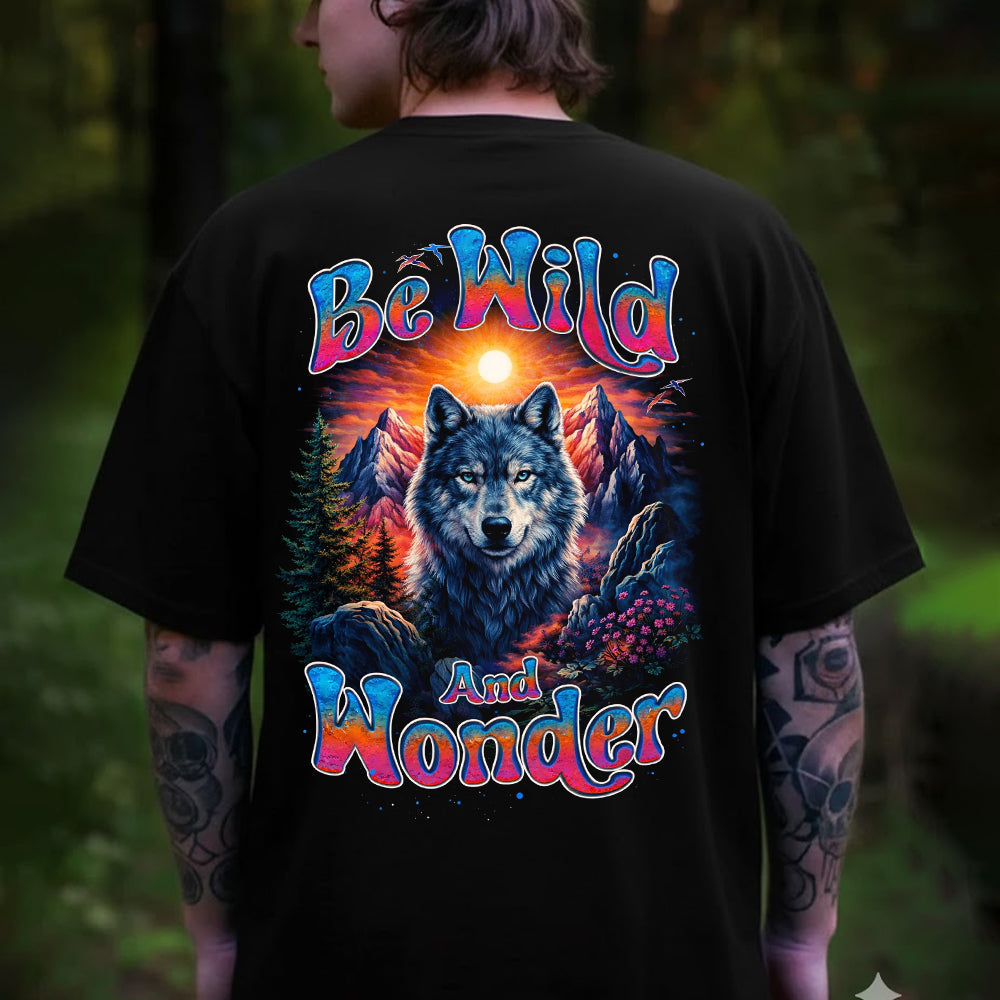 Be Wild and Wonder Wolf T-Shirt – Vintage Sunset Wolf Graphic Tee for Nature Lovers, Retro Wildlife Spirit Shirt