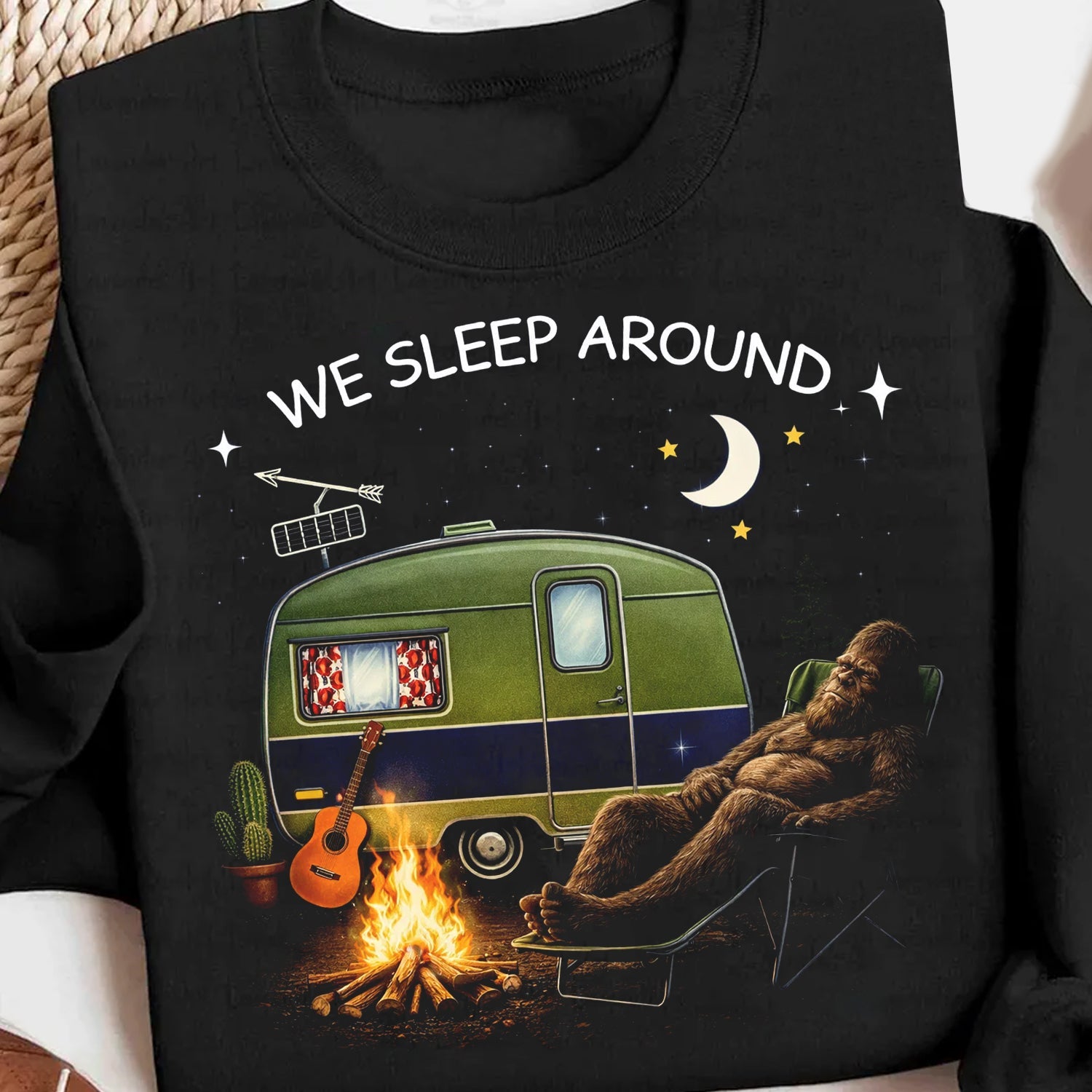 Funny Bigfoot Camping T-Shirt – Sasquatch Relaxing by Campfire Graphic Tee, Vintage Camper Night Scene Shirt, Outdoor Adventure Humor Apparel